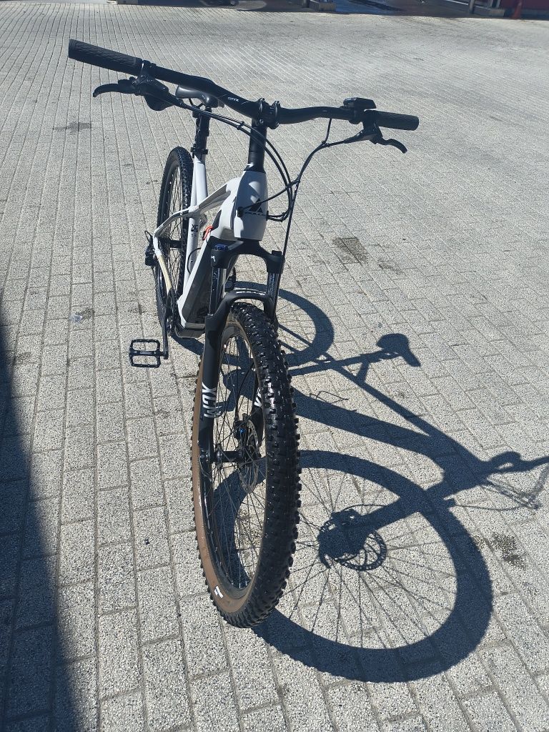 Bicicleta electrica Bulls XL, Bosch, cheie, încărcător