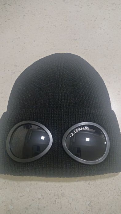 Caciula c.p company calitate premium