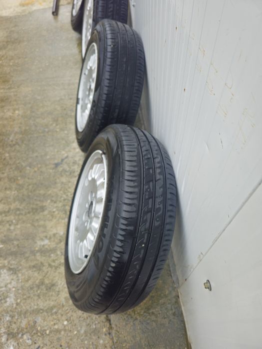 Vand jante E30 capace de bere