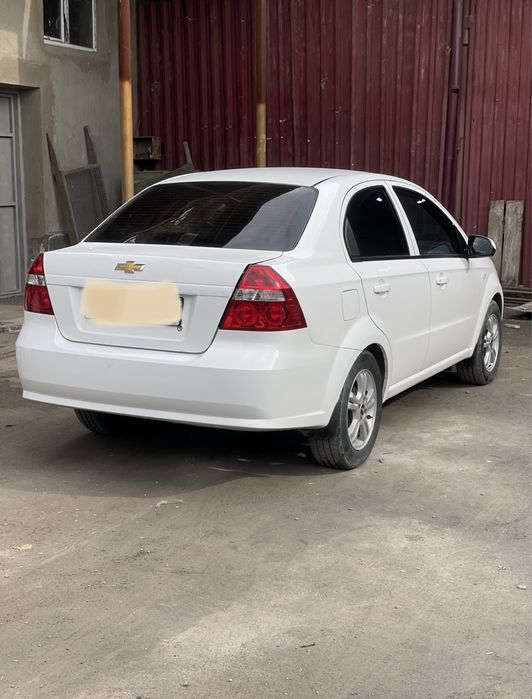 Nexia 3 2018 zudlik b/n