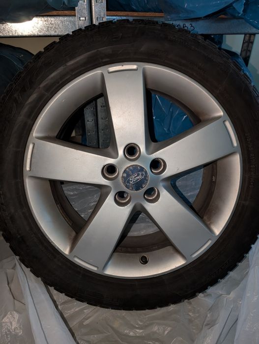 Vând jante aliaj Ford 215/55R17