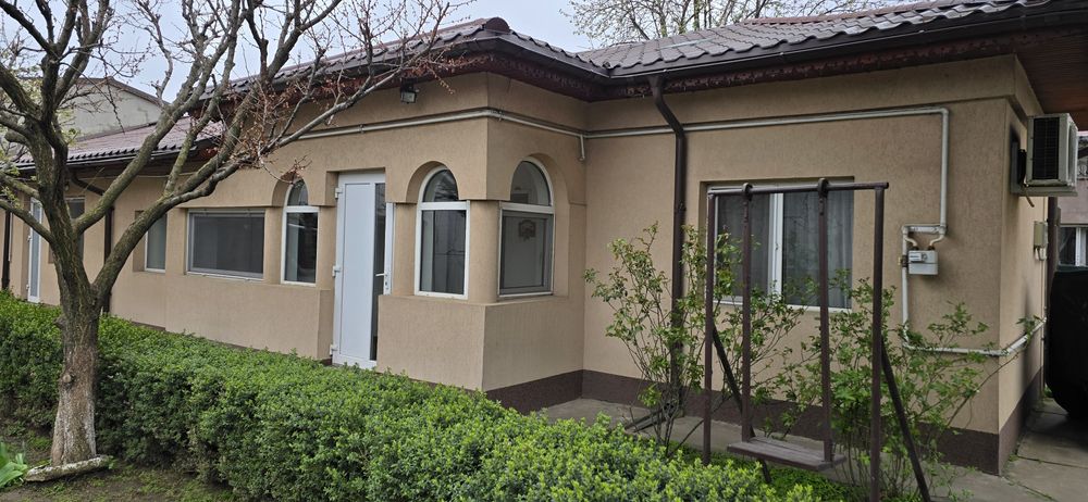 Închiriez casa în Popești-Leordeni