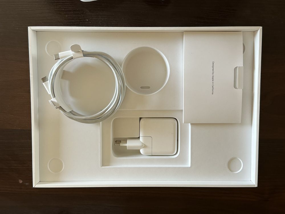 Продается macbook m1 13