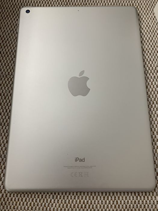 iPad 7th Generation- Wi-Fi, 32 GB - Stare Excelenta - doar Zalau