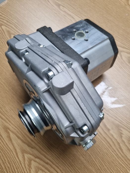 Multiplicator pompa hidraulica spargator lemne,sararita