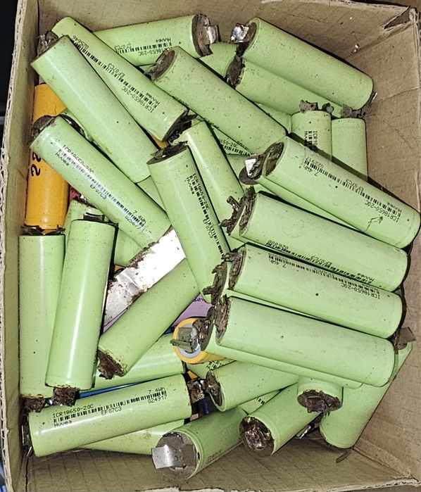 Celule diferite și defecte