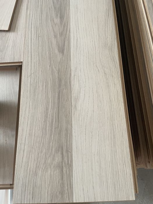 Продам ламинат б/у в отличном состоянии