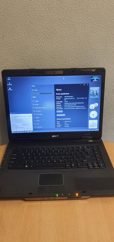 Vând laptop Acer cu procesor intel și 4gb ram