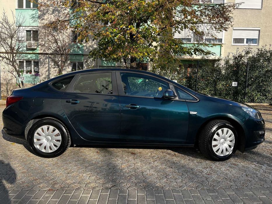 Opel Astra J 1.6 CDTi - Cutie Automata