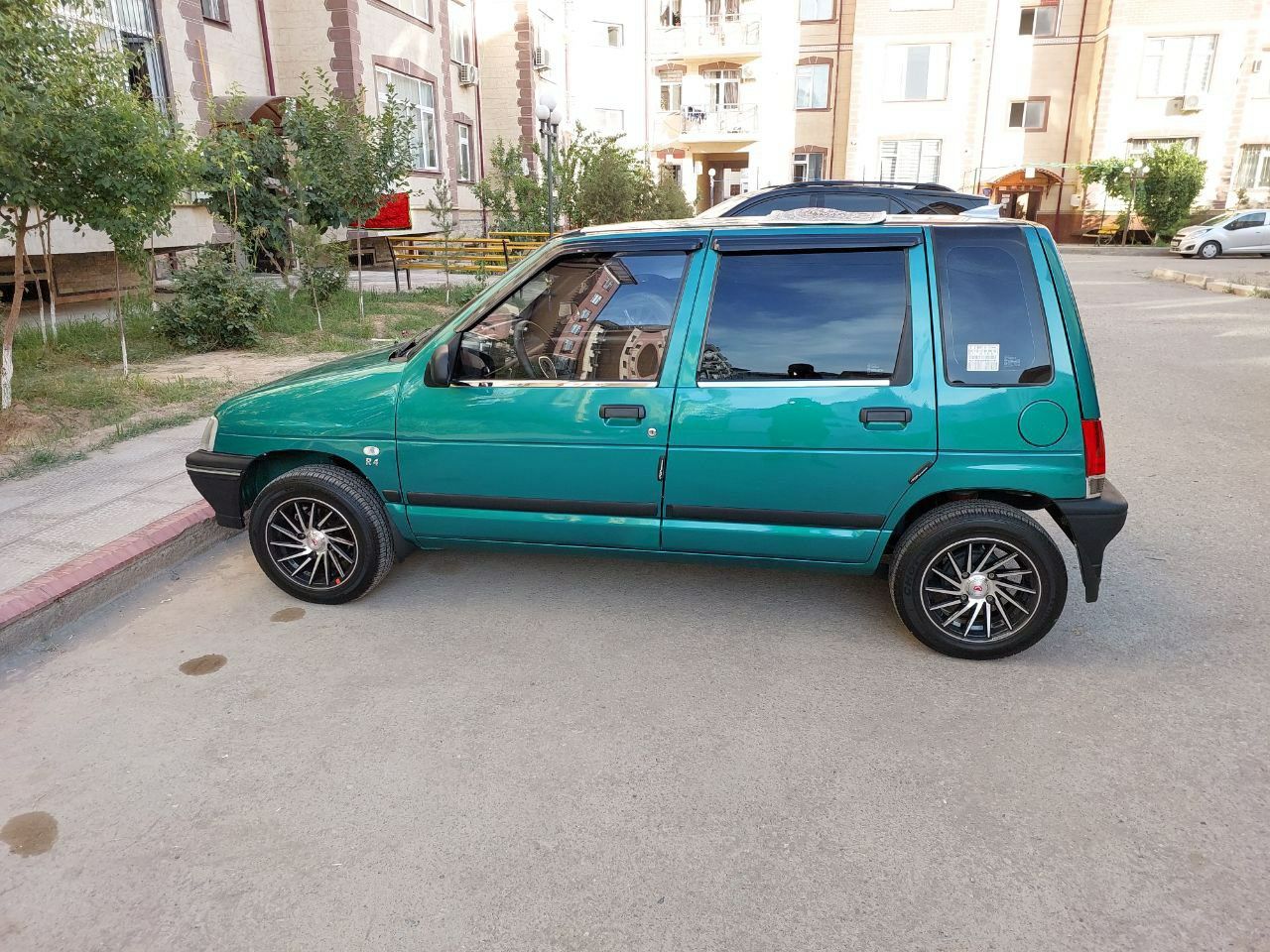 Tico sotiladi 2003 yil kraska toza