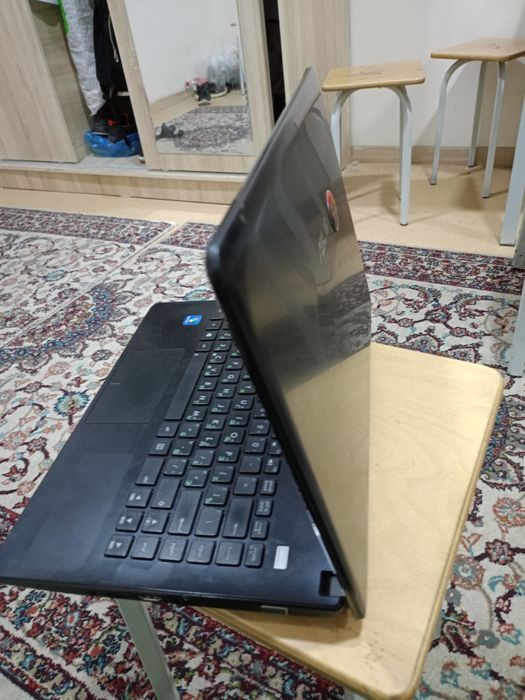 Asus noutebook...