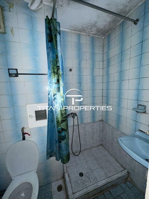 Дава се под наем Двустаен апартамент в Бургас, Славейков - 46 кв.м за 255 € - Снимка #4