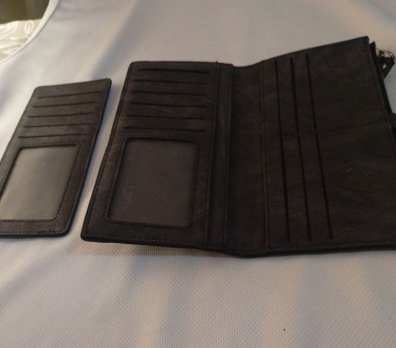 Обява 24 Дамски портмонета