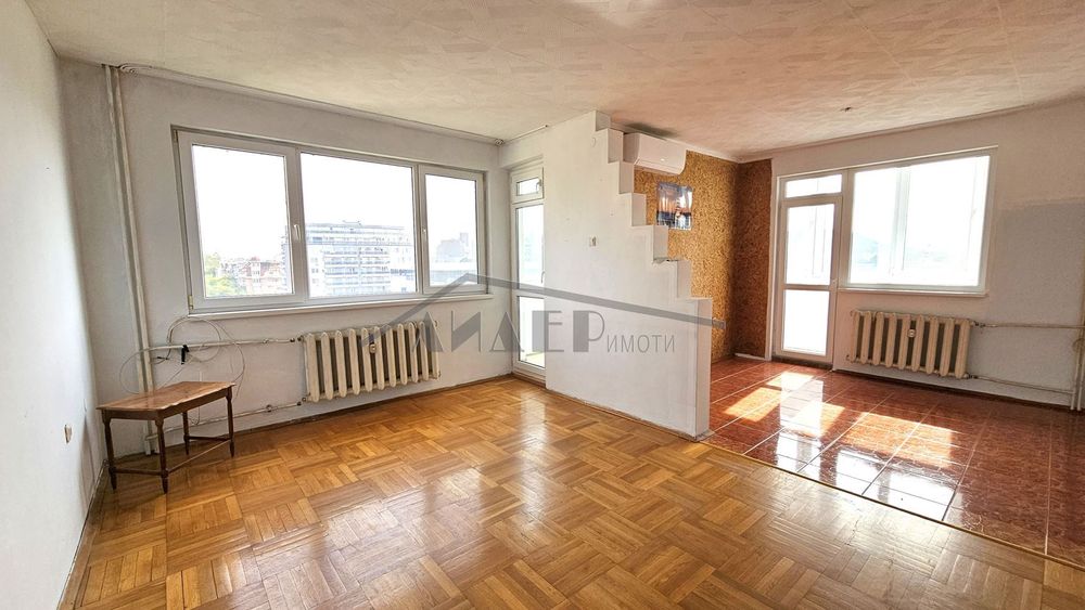 3-стаен с площ от 108 кв.м. в кв. Кършияка