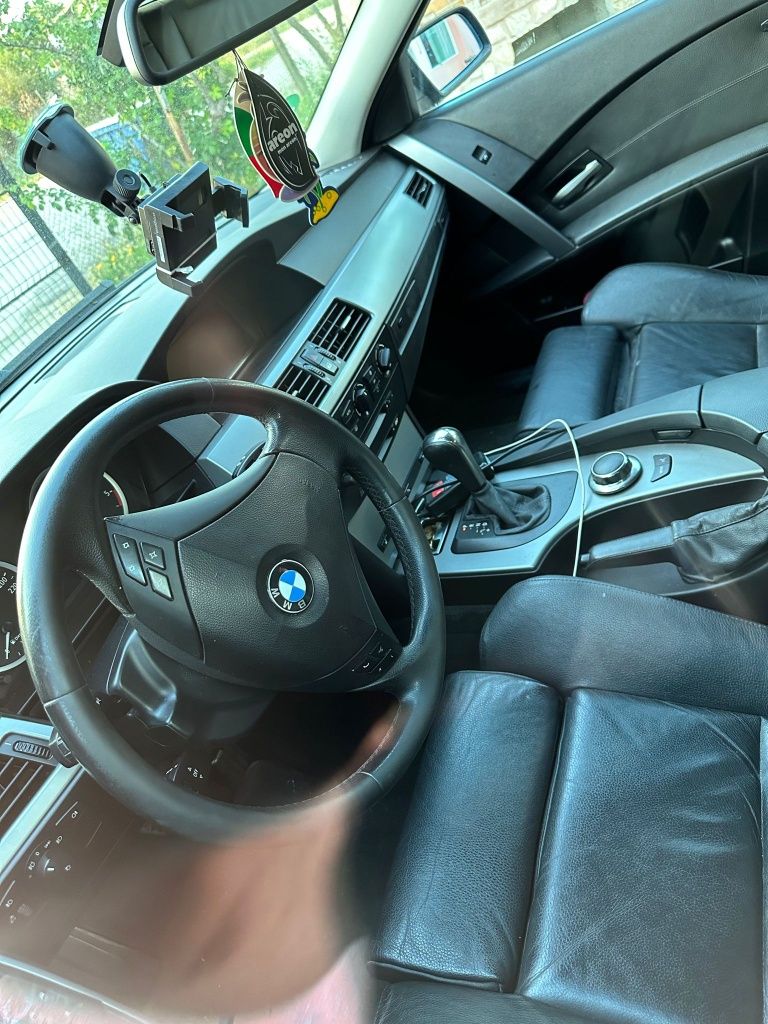 Продавам BMW 530 3.0