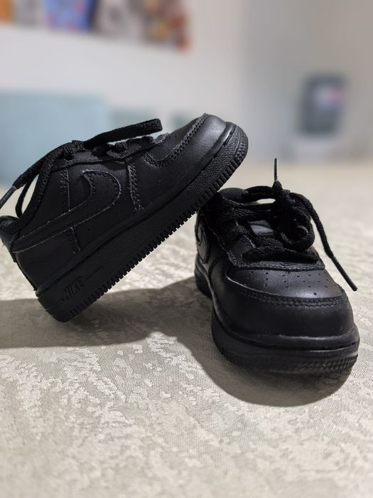 Маратонки Nike, Номер 22