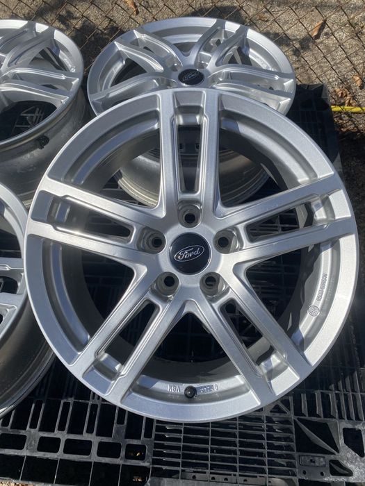 17 цола 5 х 108 мм Форд C Max , Галакси , Волво V 40 , V 60 , V 70