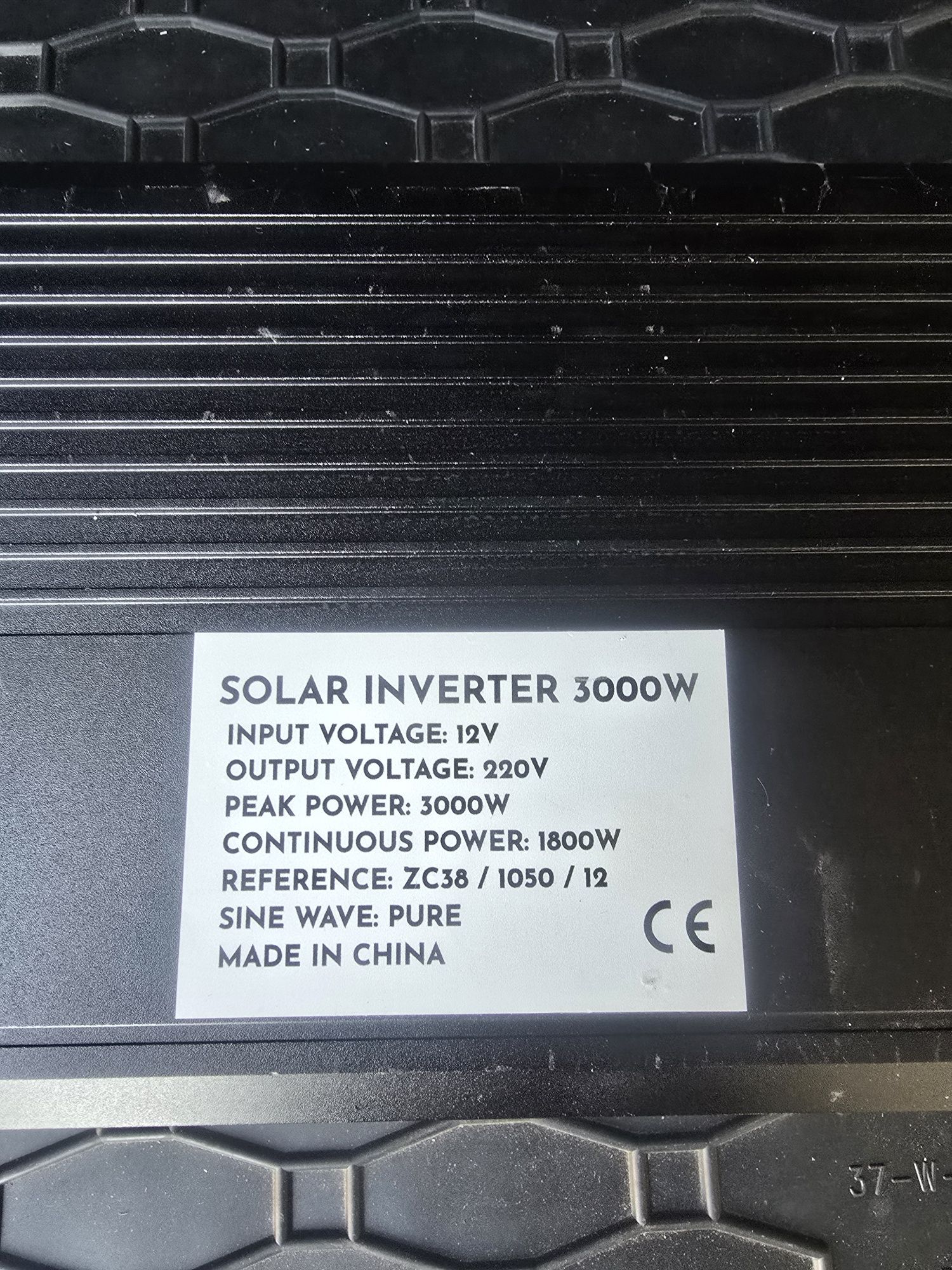 Invertor auto Sinus Pure 300w 12v.