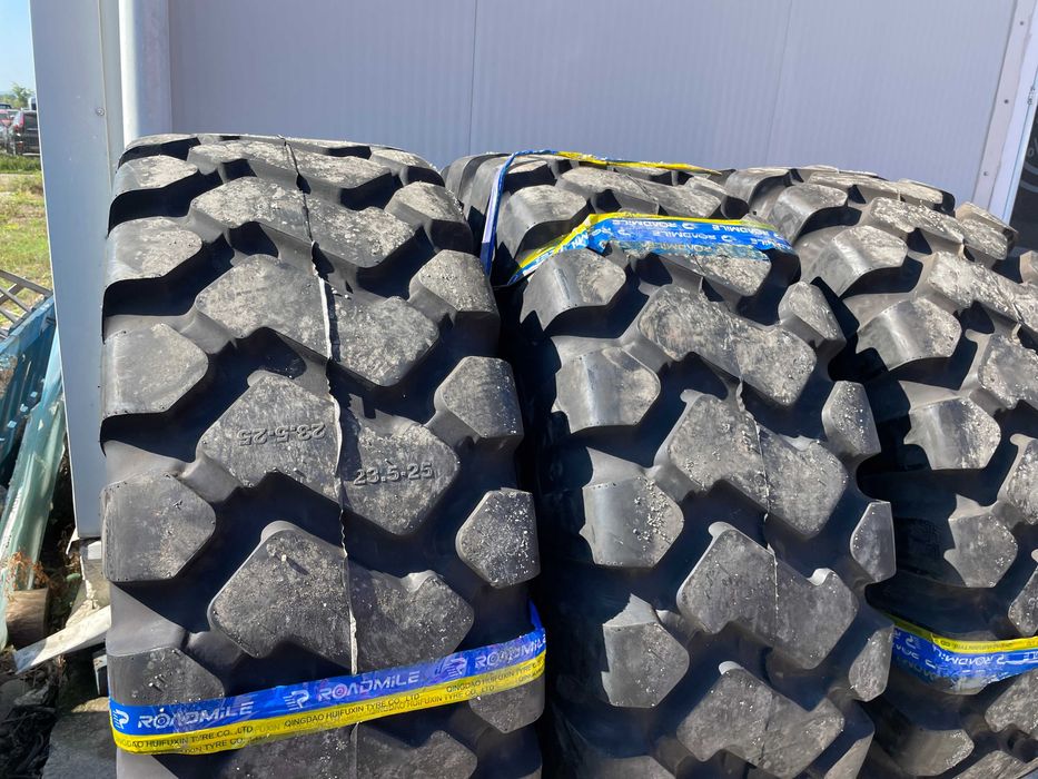 Anvelope noi industriale de tractor 23.5-25 cu camera si talon 24PR