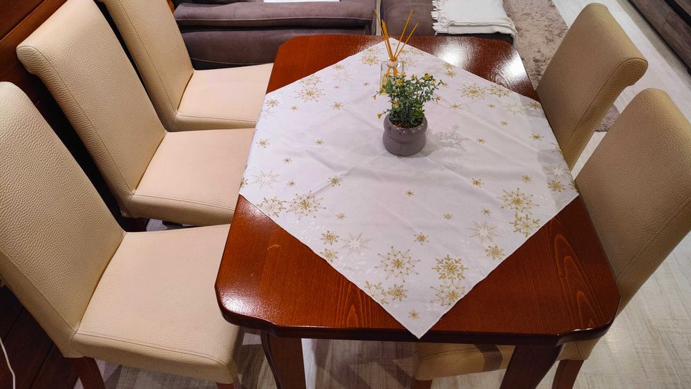 Разтегателна трапезна маса, масив + 6 броя трапезни столове Еко кожа