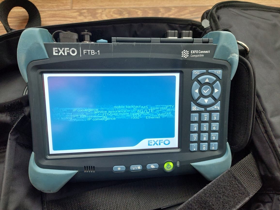 Reflectometru OTDR EXFO FTB-730-23B-04B-OPM2-EA  1625nm 1550nm 1310nm