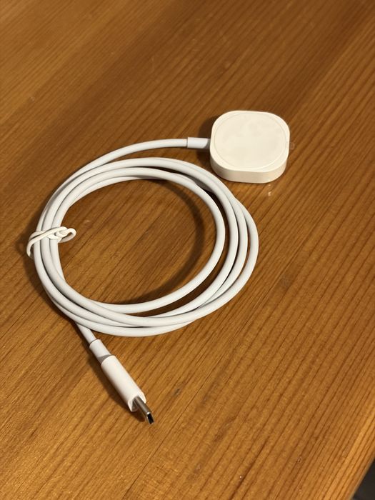 Зарядно за Apple Watch