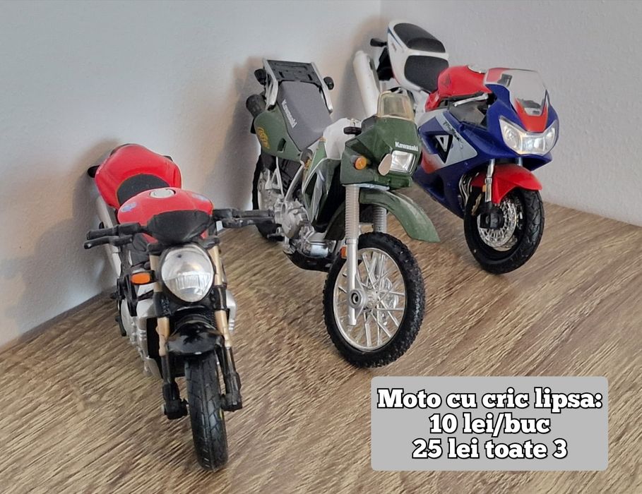 Vand colectie machete moto 1:18