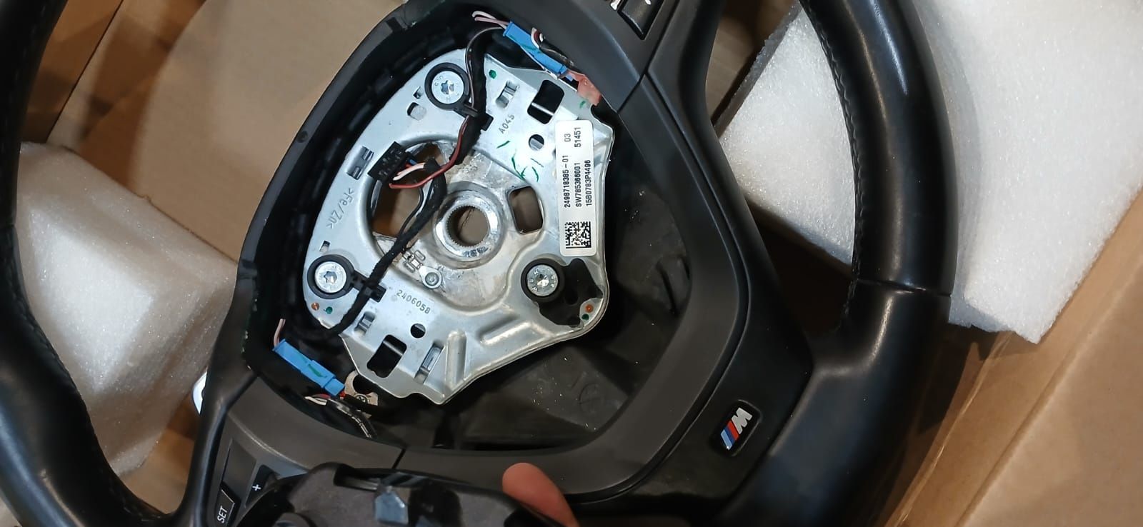 Volan BMW x3 F25 cu padele