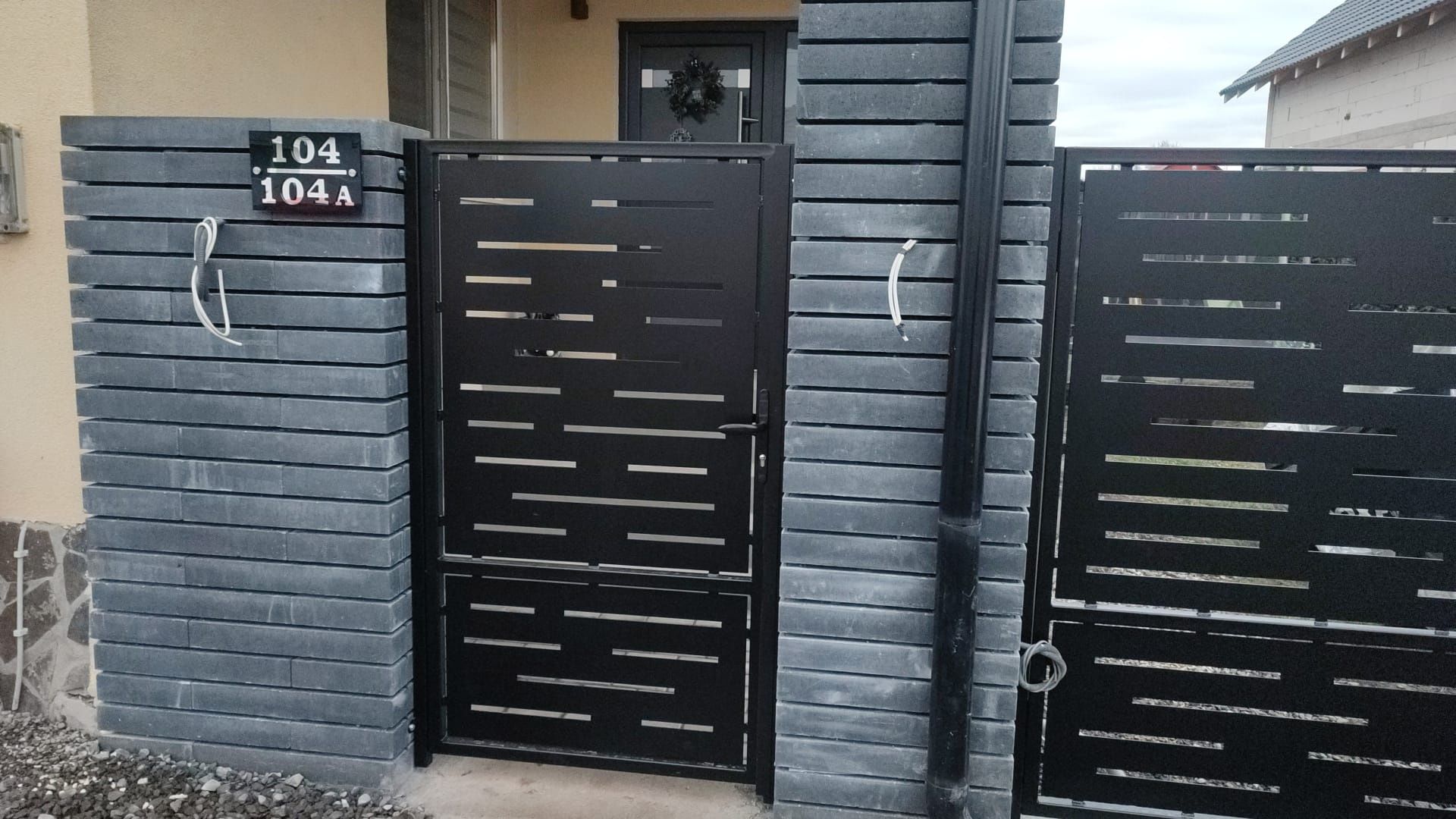 Garduri porti balustrade confectii metalice vopsitorie electrostatica