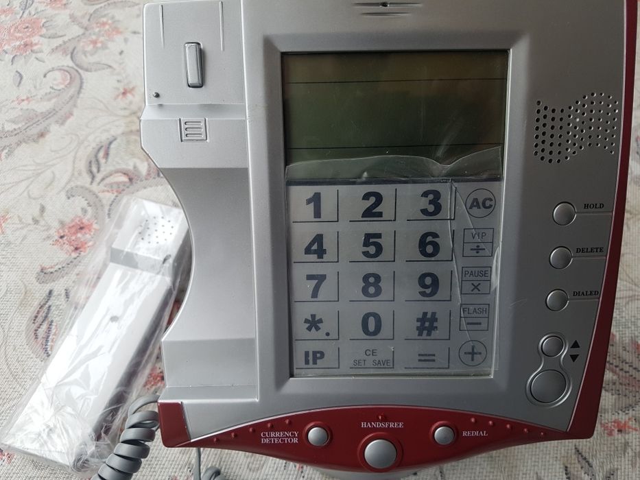 Router profesional FRITZ Box 7330 si router Tp link made in Germany