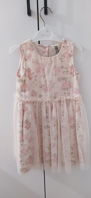 Нежное платье на девочку