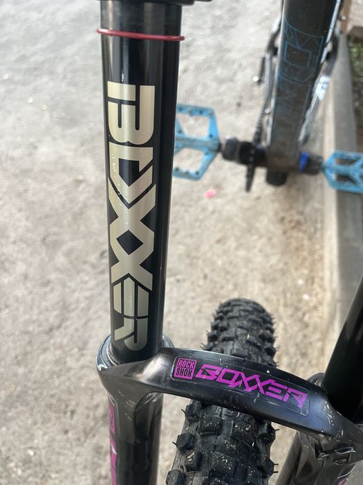 Вилка за колелоRock shox boxxer 2017 charger 27,5
