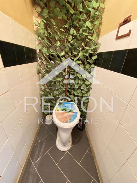 Дава се под наем Четиристаен апартамент в Варна, Цветен квартал - 86 кв.м за 357 € - Снимка #11