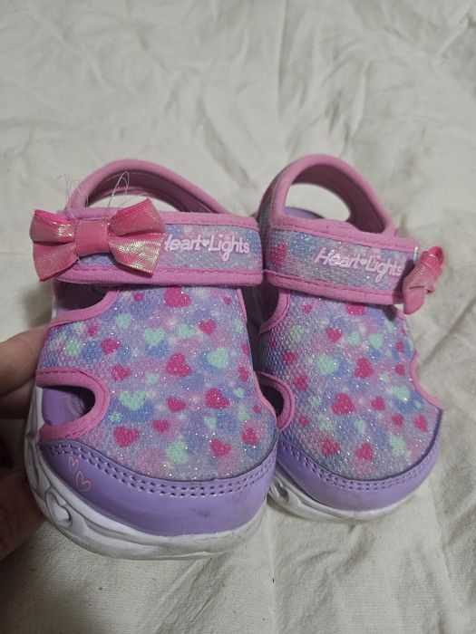 Sandalute Skechers 22