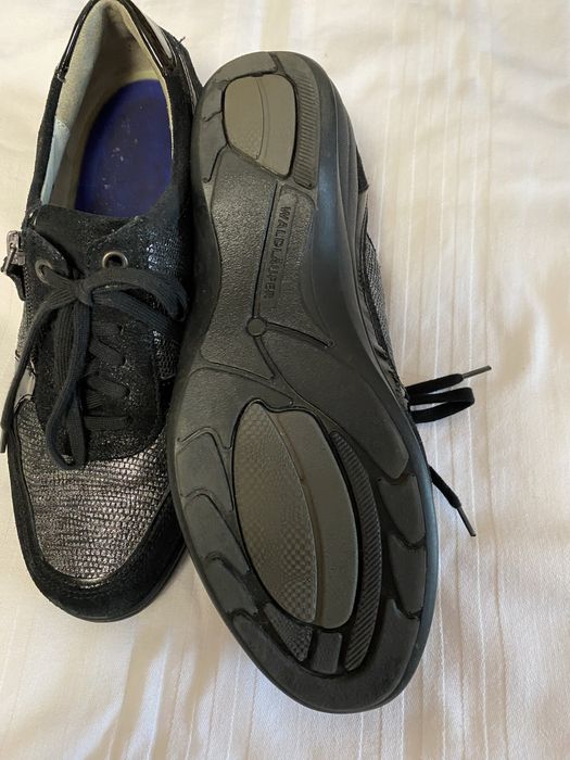 Pantofi piele negri