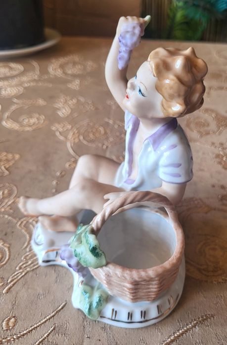 Bibelou vechi romanesc