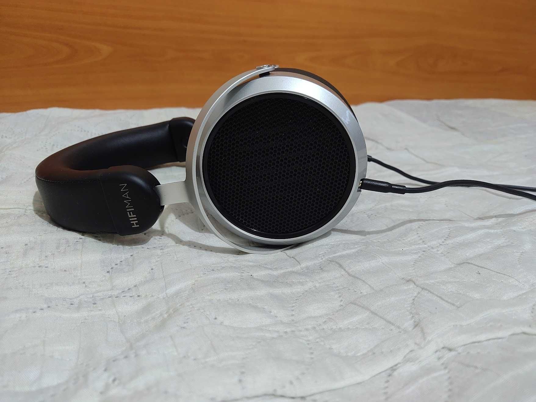 Слушалки Hifiman HE400se