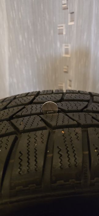 Vând jante Audi R19 cu cauciucuri de iarna