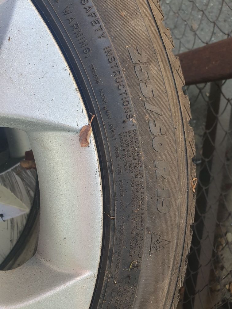 Anvelope iarnă255/50r19 Michelin