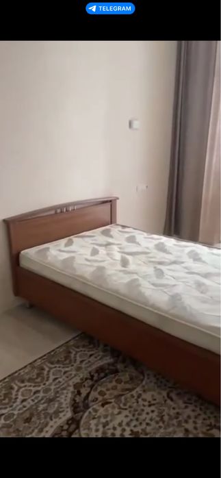 Кровать с матрасом  1,5