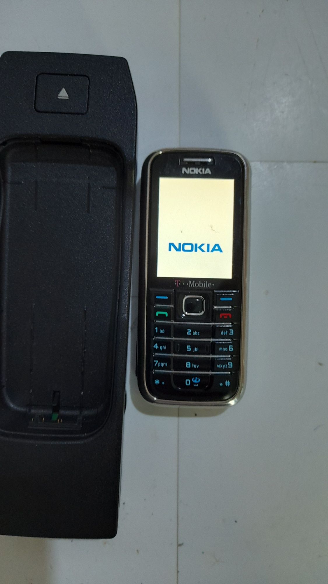 Telefon Nokia BMW