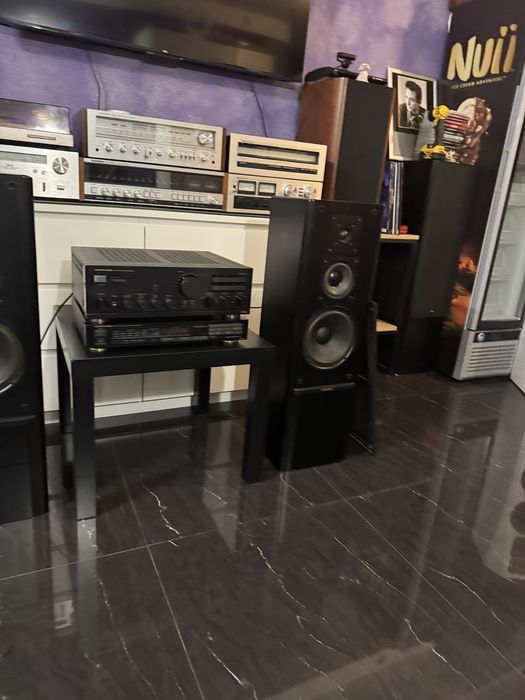 Комплект усилвател с тонколони и тунер ONKYO