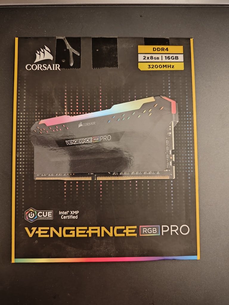 Kit memorii RAM Corsar VENGEANCE Pro  RGB 16 GB