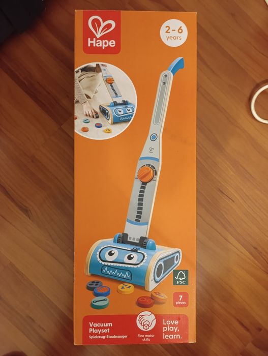 Детска прахосмукачка нова