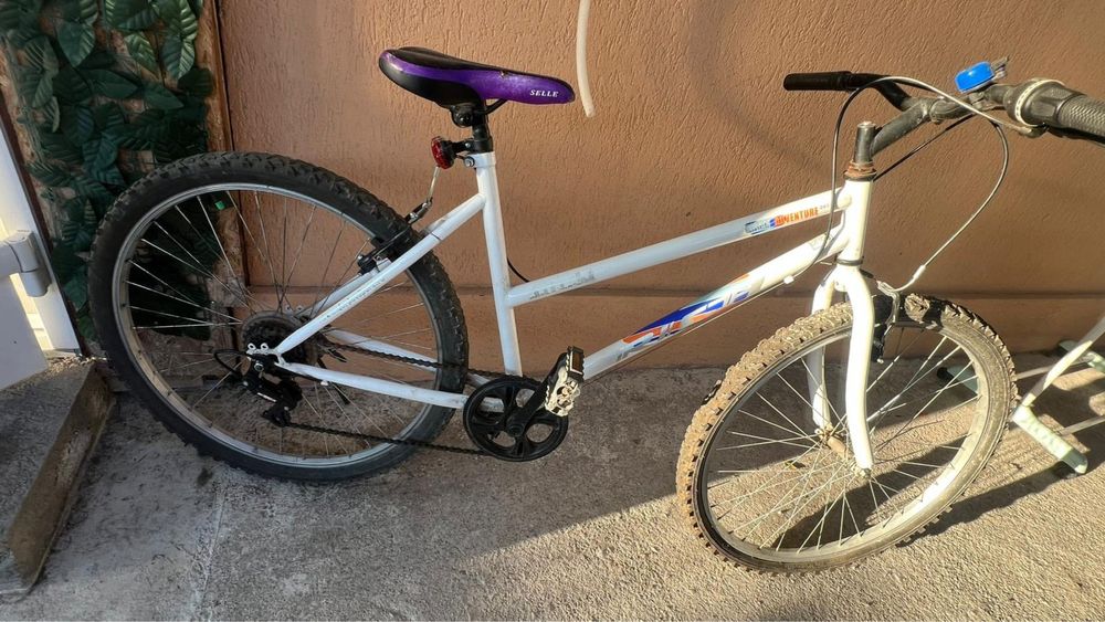 Bicicleta de vanzare