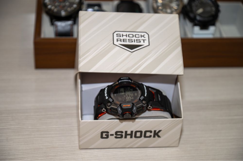 Casio hybrid G-shock GBD H2000  Smartwatch solar charge