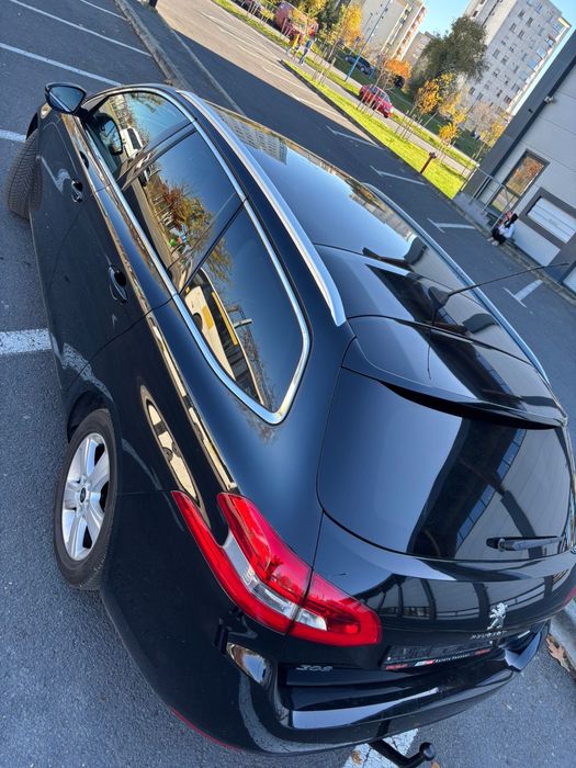 Peugeot 308 1.6 bluehdi 120 cp INMATRICULAT RO FULL OPTION