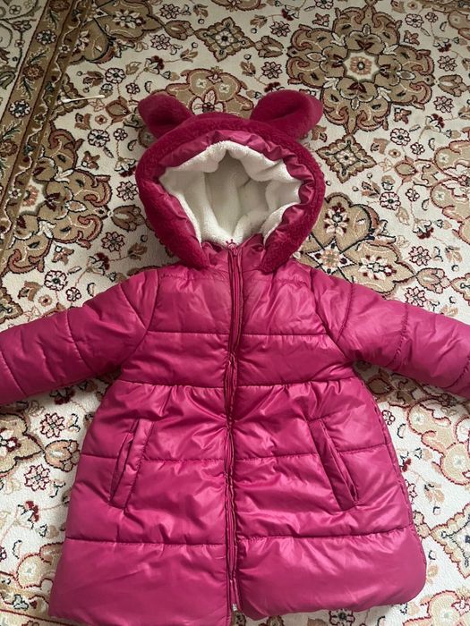 Продам Куртку для девочек