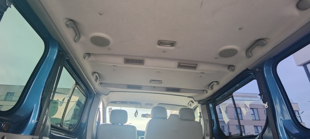 Renault Trafic 8+1