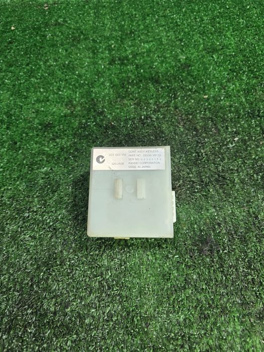 Блок управления центр замка  Ниссан Патрол Сафари 61. Nissan Patrol 61